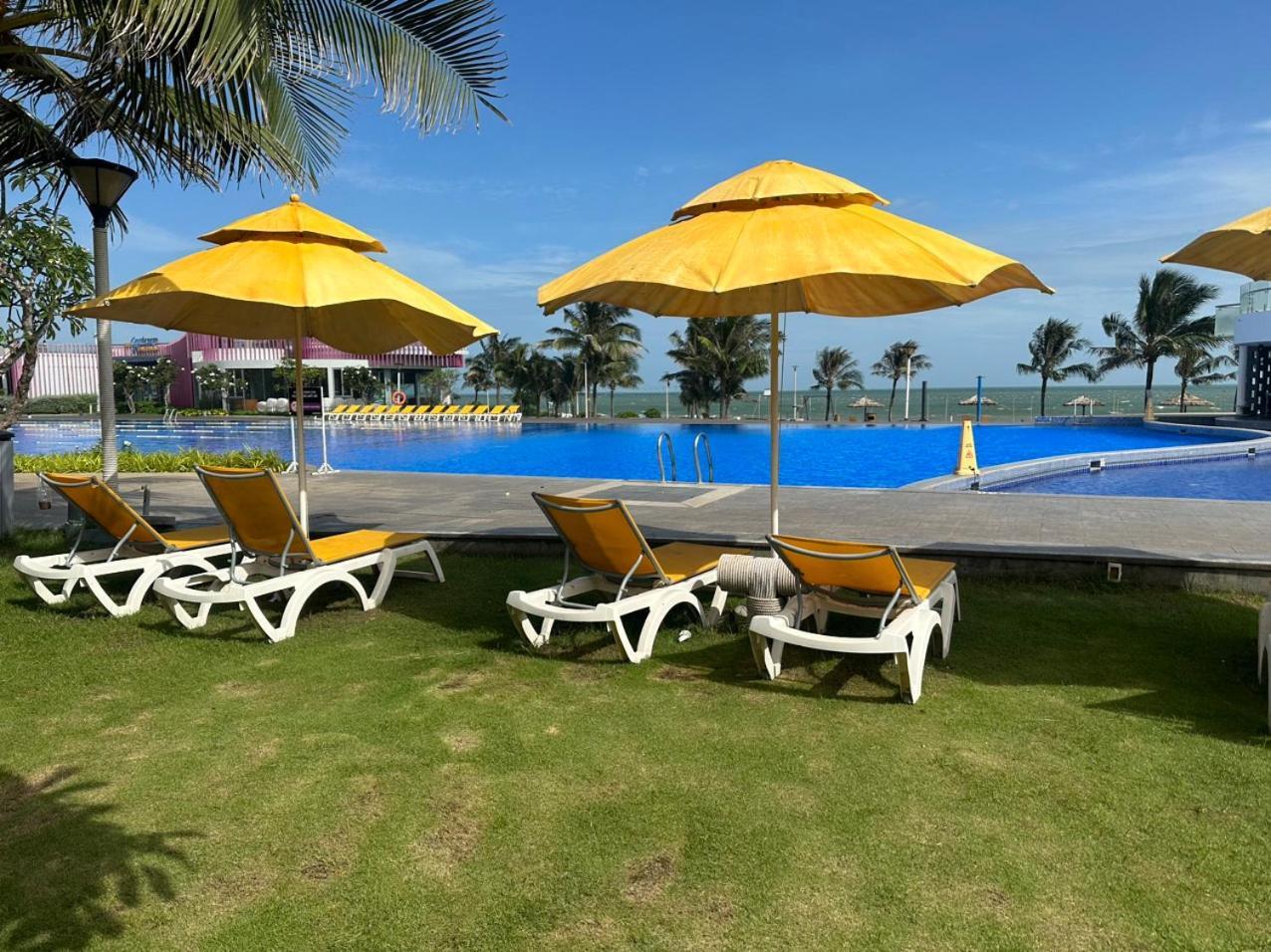 Oceanami Resort & Beach Club Long Hai Exterior foto